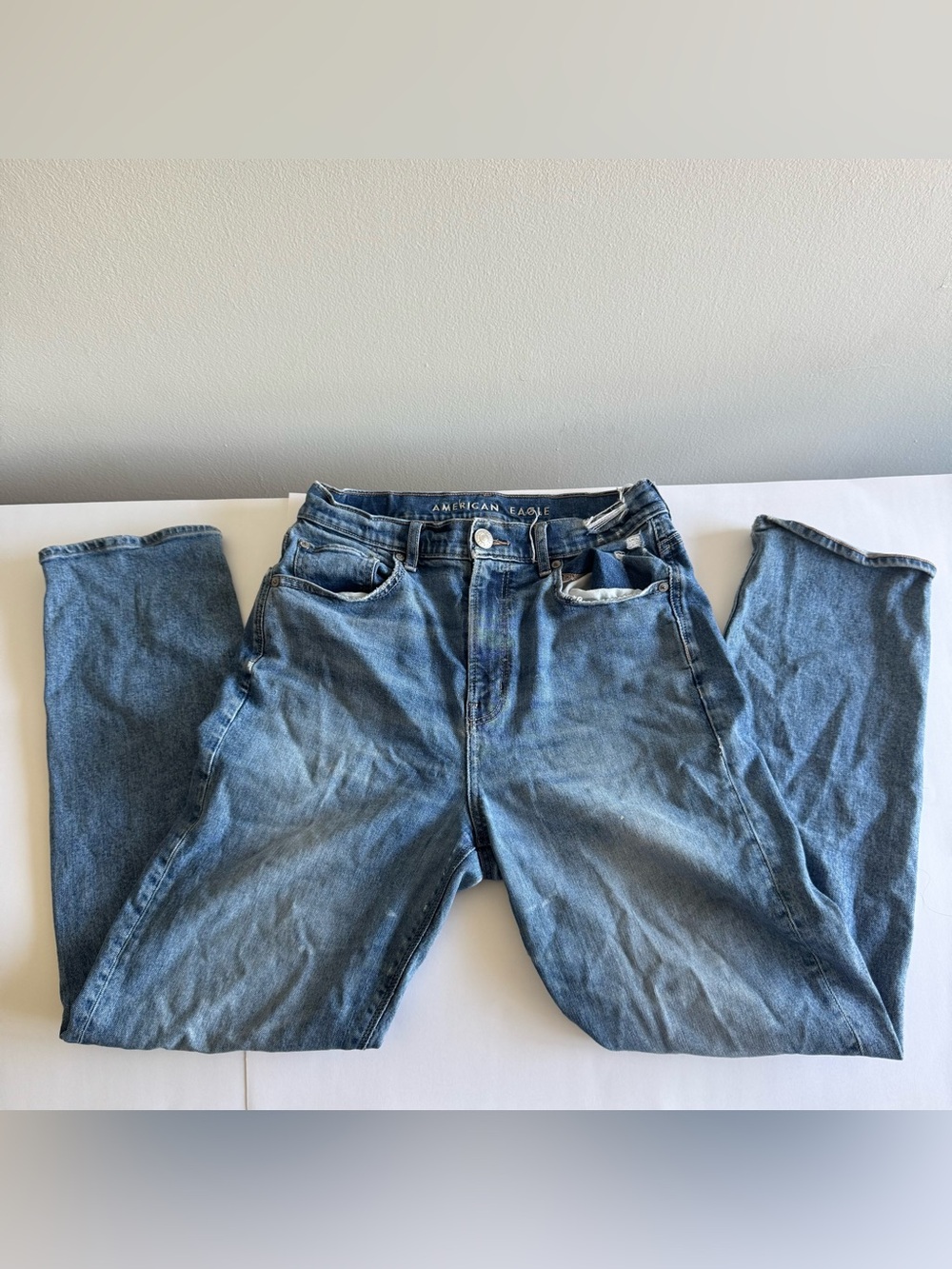 American Eagle Mom Jeans